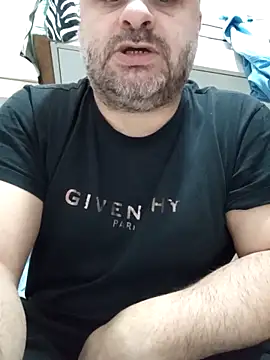 Snapshot of NAvoglia chatting on 03/01/26, 09:17 NAvoglia online show from 03/01/26, 09:17