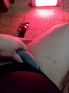 Snapshot of NAvoglia chatting on 03/08/26, 10:02 NAvoglia online show from 03/08/26, 10:02