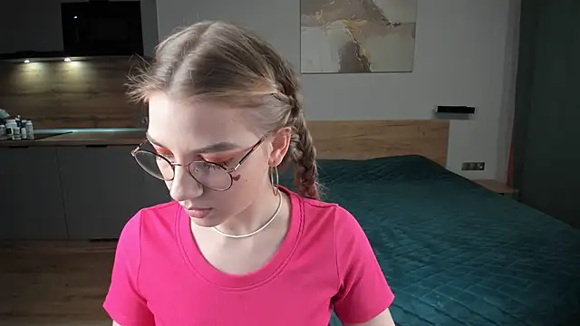 Enjoy everymoment  online show from 02/14/25, 07:44