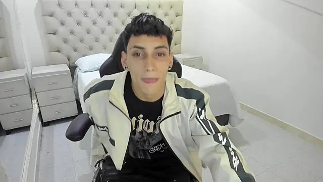 JhoanLeandro online show from 01/07/26, 05:10