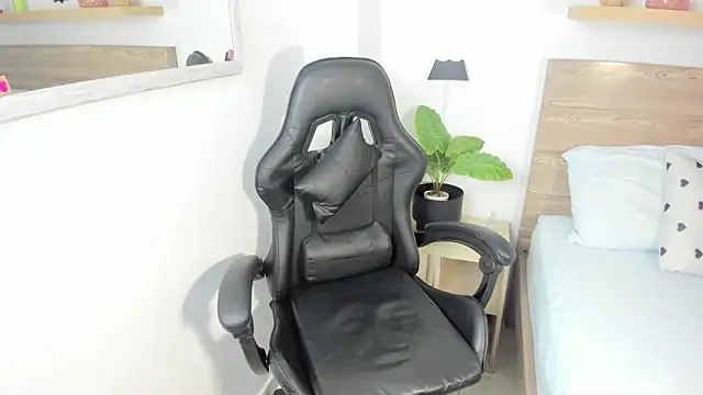 dalila harris online show from 03/21/25, 07:13