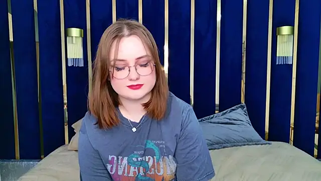 Kendra Parlow online show from 02/09/25, 01:33