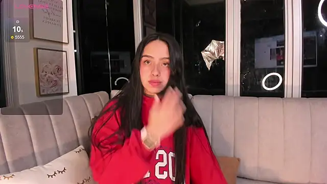 Daphne chers online show from 02/25/25, 07:47