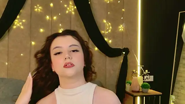 Pauline Heaven online show from 03/11/26, 05:46