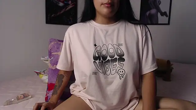 ariana sweet87 online show from 02/18/25, 11:30