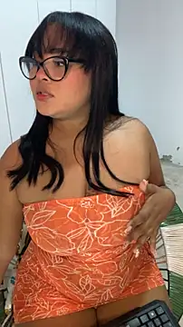 Snapshot of Marce_777 chatting on 11/28/25, 02:47 Marce 777 online show from 11/28/25, 02:47