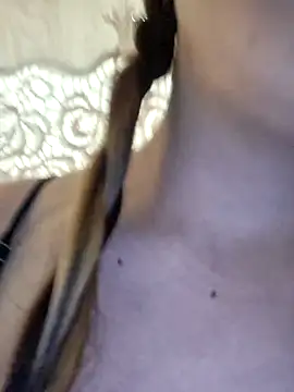 kimberlitaz online show from 10/23/25, 06:34