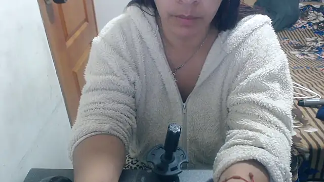 Snapshot of Siblleyx chatting on 06/05/26, 10:37 Siblleyx online show from 06/05/26, 10:37