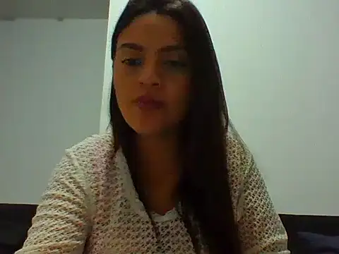 Snapshot of samantha202510 chatting on 02/04/25, 01:23 samantha202510 online show from 02/04/25, 01:23
