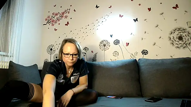 Fuxy-love69 online show from 03/16/25, 03:36