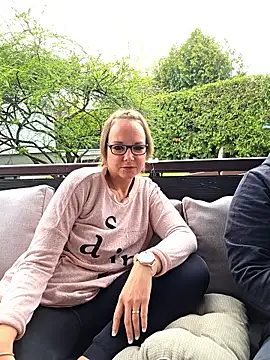 Fuxy-love69 online show from 04/12/26, 01:49