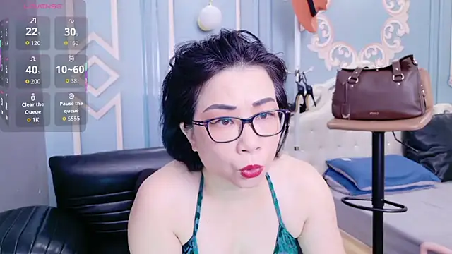 LucianaMe online show from 04/19/26, 02:22