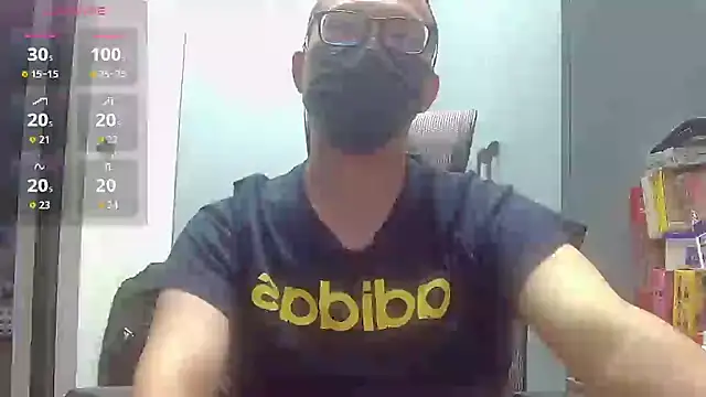 Snapshot of beartopslave chatting on 10/16/25, 05:08 beartopslave online show from 10/16/25, 05:08