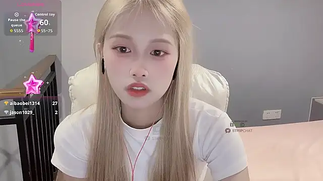 xunian71O online show from 10/03/25, 10:07