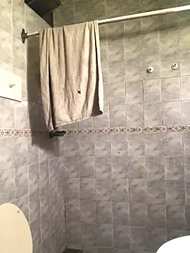 Snapshot of Penygirl chatting on 10/17/25, 07:11 Penygirl online show from 10/17/25, 07:11