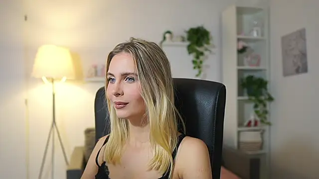 catecrago  online show from 11/13/25, 08:57