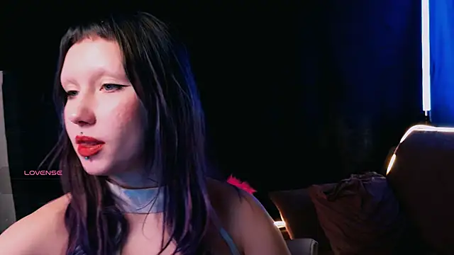 Snapshot of Bibi_Iva chatting on 02/24/25, 06:27 Bibi Iva online show from 02/24/25, 06:27