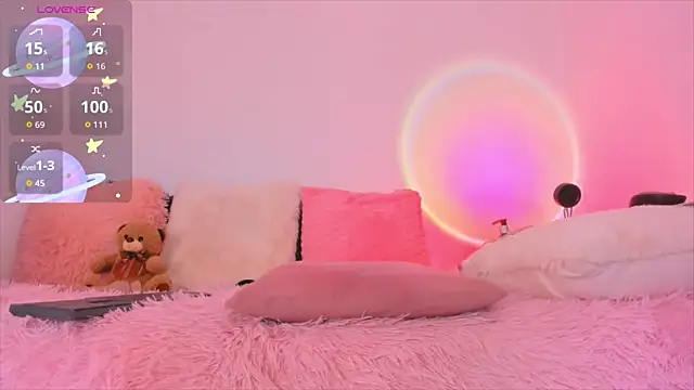 gigi dol online show from 11/05/25, 08:36