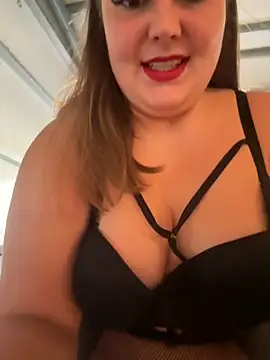 Lars-Lola online show from 11/23/25, 11:21