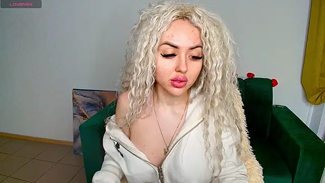 MissisCaty online show from 02/11/25, 07:48