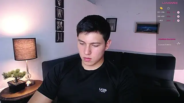 JamesCr  online show from 02/08/26, 12:14