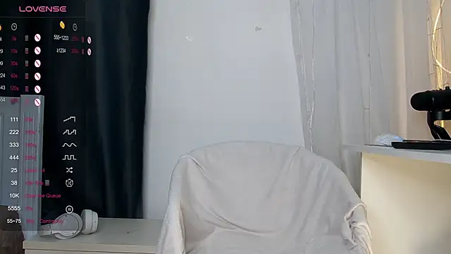 Kellybbface online show from 05/13/26, 10:12
