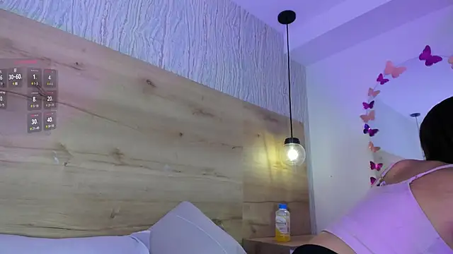 bella lovers  online show from 02/27/25, 12:13