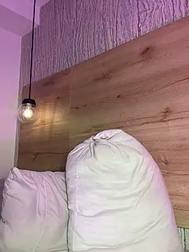 bella lovers  online show from 11/14/25, 03:16