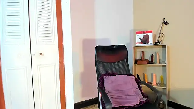 Violetta 0 online show from 02/03/26, 01:38