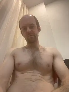 Snapshot of LynnAhNight chatting on 10/25/25, 03:03 LynnAhNight online show from 10/25/25, 03:03