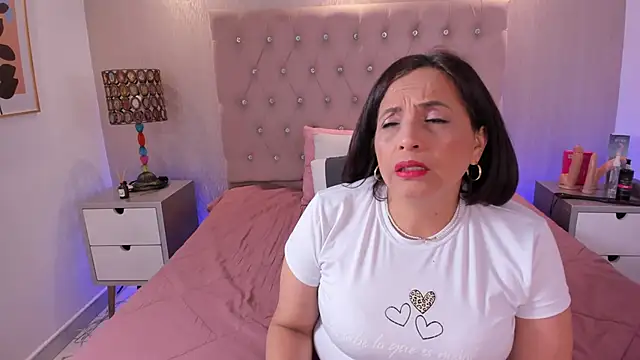 GochitaWild online show from 02/09/26, 08:24