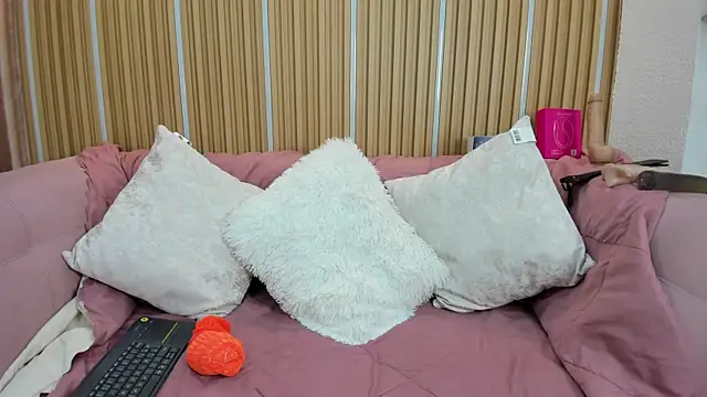 Snapshot of GochitaWild chatting on 06/06/26, 08:13 GochitaWild online show from 06/06/26, 08:13