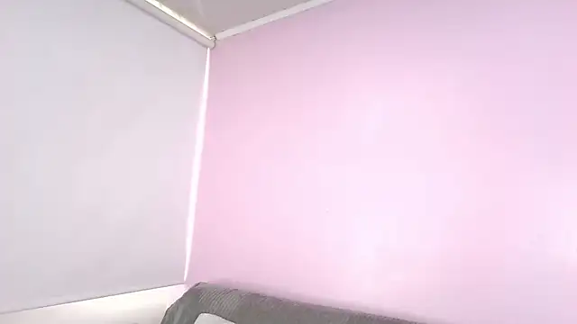 Snapshot of Hiyakasudere chatting on 11/05/25, 06:30 Hiyakasudere online show from 11/05/25, 06:30