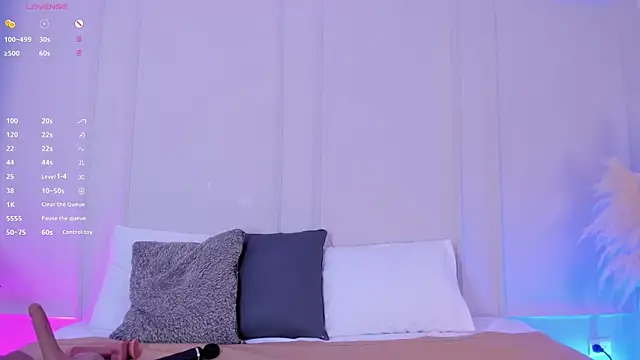 Arianasweeet online show from 11/13/25, 08:19