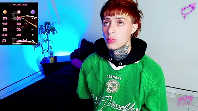 Snapshot of 7_Saturno_7 chatting on 06/12/26, 05:01 7 Saturno 7 online show from 06/12/26, 05:01