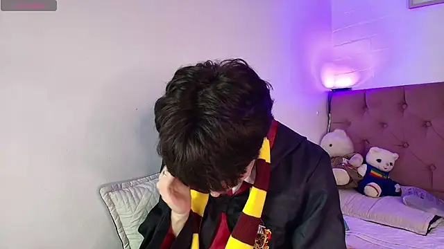 PepperTwink online show from 10/31/25, 05:36