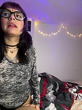 mavimist   online show from 03/13/26, 01:45