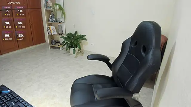 Nathalie 29 online show from 03/19/26, 03:05