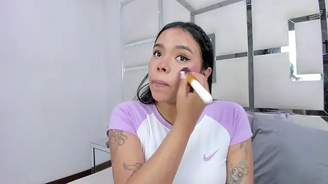 ZoeWan69 online show from 03/30/26, 03:18