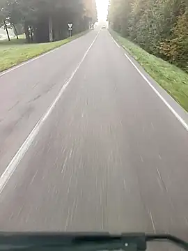 Snapshot of Dam70 chatting on 10/16/25, 07:09 Dam70 online show from 10/16/25, 07:09