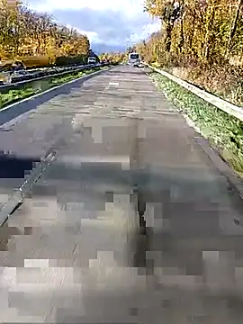 Snapshot of Dam70 chatting on 10/22/25, 02:17 Dam70 online show from 10/22/25, 02:17