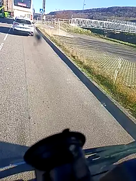 Snapshot of Dam70 chatting on 11/07/25, 09:31 Dam70 online show from 11/07/25, 09:31