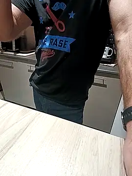 Snapshot of Dam70 chatting on 02/03/26, 06:46 Dam70 online show from 02/03/26, 06:46