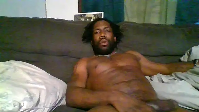 Snapshot of BigDMann40 chatting on 02/07/25, 08:31 BigDMann40 online show from 02/07/25, 08:31