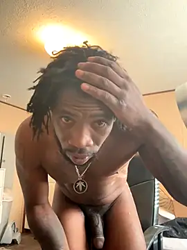 Snapshot of BigDMann40 chatting on 09/13/25, 12:38 BigDMann40 online show from 09/13/25, 12:38