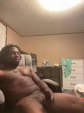 Snapshot of BigDMann40 chatting on 10/01/25, 10:43 BigDMann40 online show from 10/01/25, 10:43