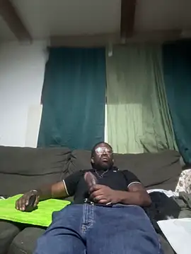 BigDMann40 online show from 04/19/26, 05:40