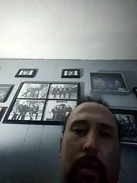 Snapshot of maddy060606 chatting on 09/14/25, 04:06 maddy060606 online show from 09/14/25, 04:06