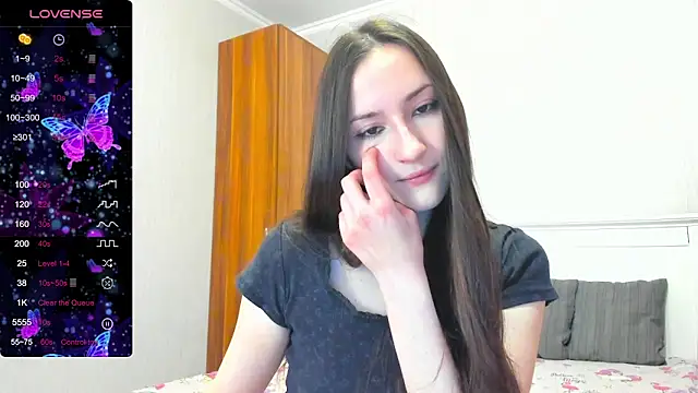 Cute  Nana online show from 04/22/26, 06:42