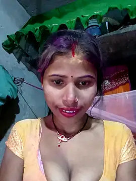 Snapshot of Miss_triha chatting on 03/14/25, 09:03 Miss triha online show from 03/14/25, 09:03